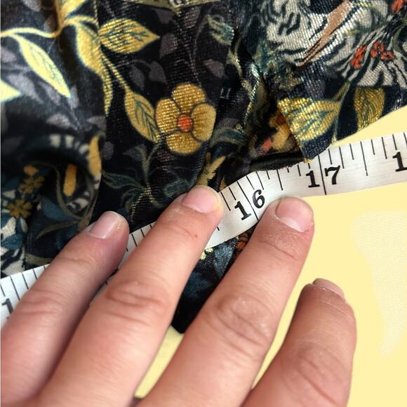 Urban Outfitters Teresa Velvet Tiger Floral Wrap Dress Small - Picture 12 of 13